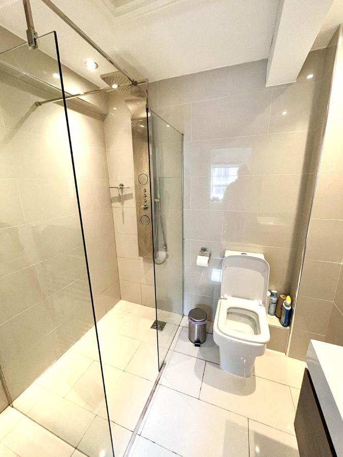 Modern 1 Bedroom Flat Close To Vauxhall London Exterior foto